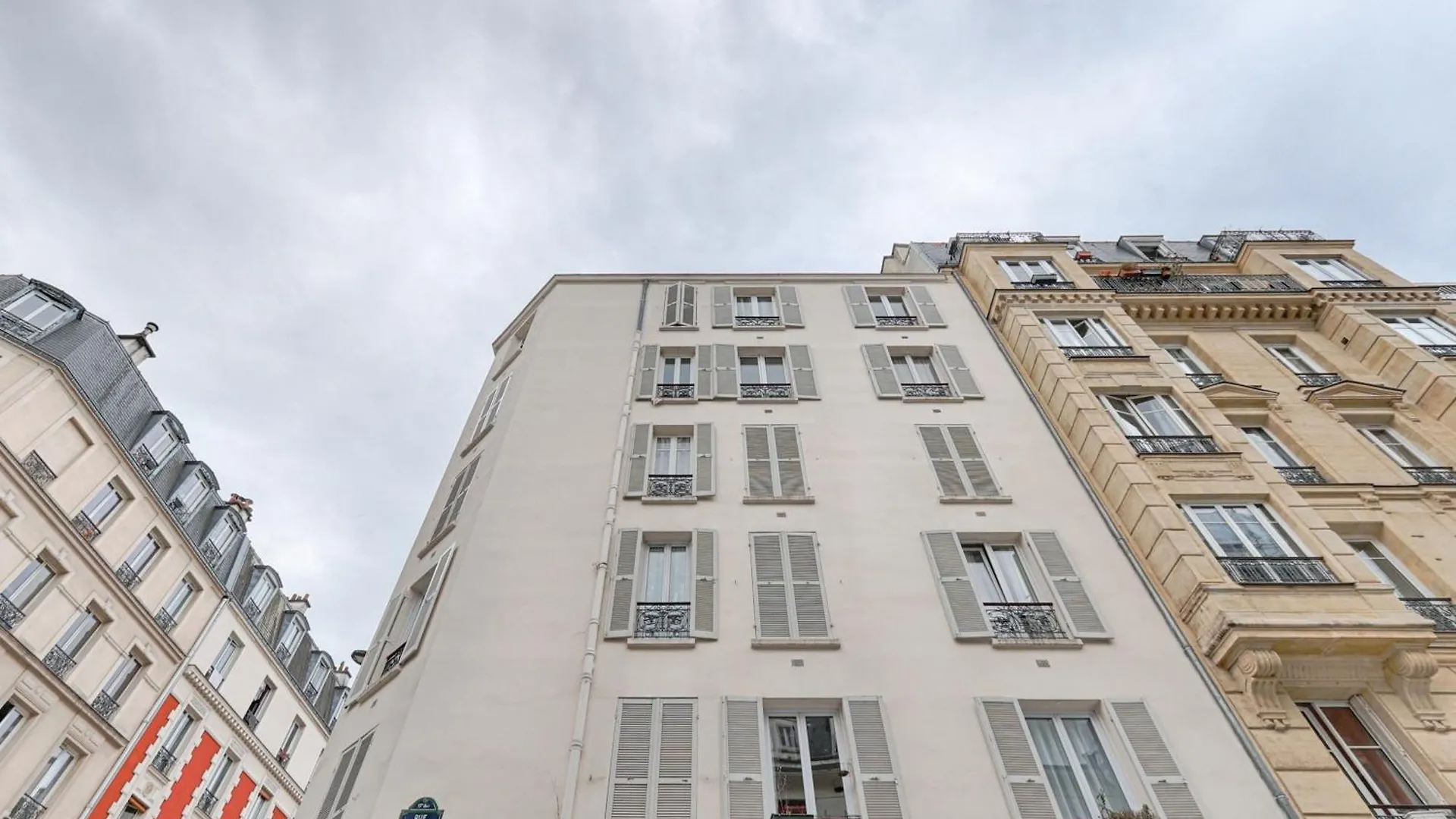 Charming Apartment Heart Of 17Th Παρίσι